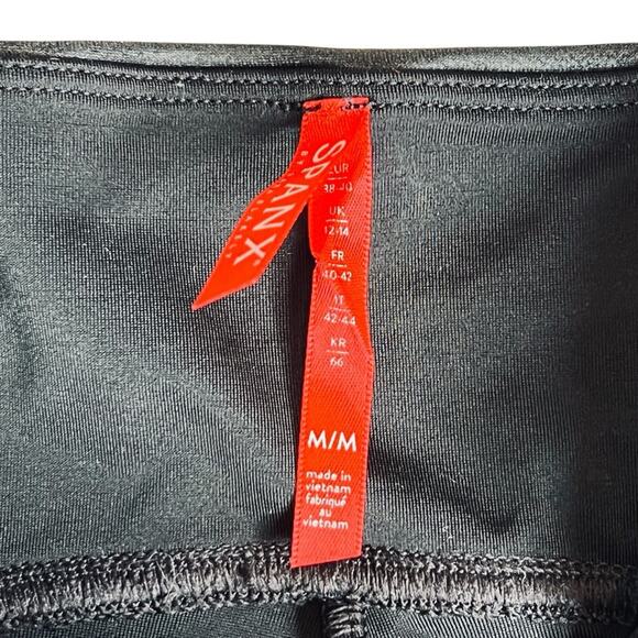 Spanx Women’s Sz M Black Faux Leather Moto Leggings Pants Pull On - Picture 7 of 12